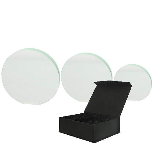 Kathy with luxury box - Image 3